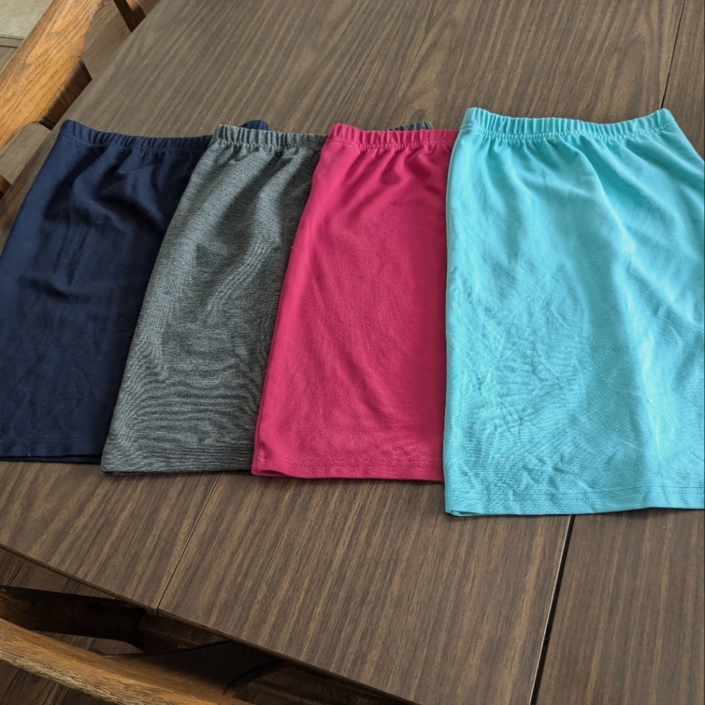 Girls Nuggles Skirts Lot- size 8